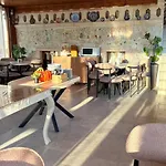 Hotel Nature Park Cave