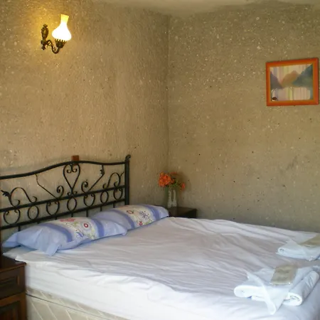 Otel Nature Park Cave 2*