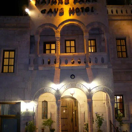 Nature Park Cave فندق غوريمِيه